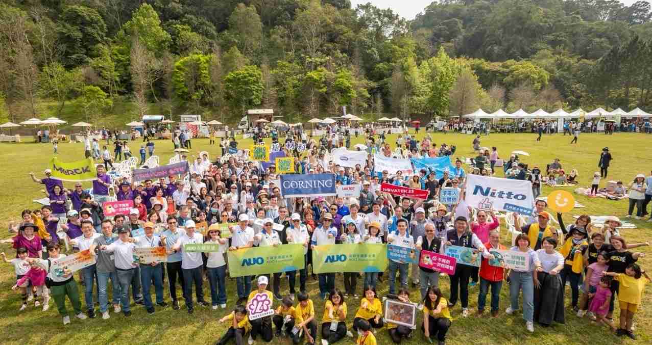 YAXIN111致力永续平衡发展，，，，第14年入选DJSI世界指数成分股（DJSI World），，，在全球顶尖电子设备仪器组件产业展现卓越的永续竞争力，，，获国际指数肯定